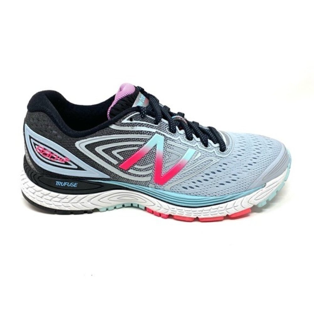 New Balance Blue and Black Athletic Shoes for Performance